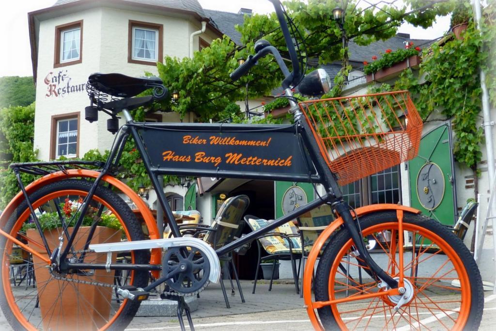 Hotel Haus Burg Metternich 바일슈타인 외부 사진