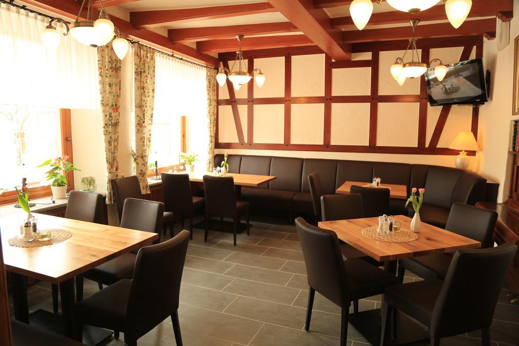 Hotel Haus Burg Metternich 바일슈타인 외부 사진
