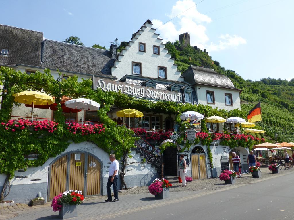 Hotel Haus Burg Metternich 바일슈타인 외부 사진