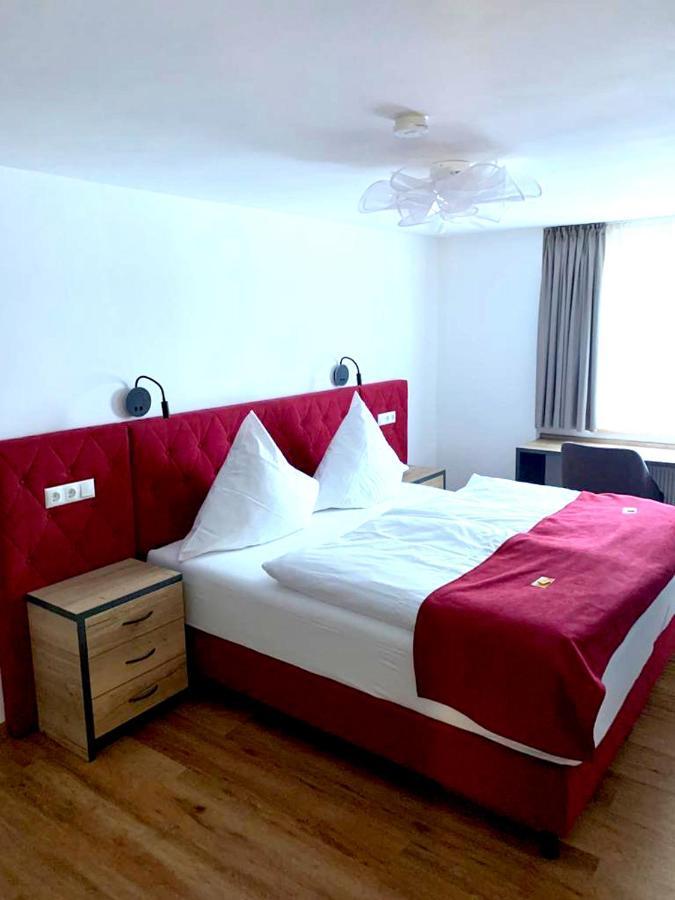Hotel Haus Burg Metternich 바일슈타인 외부 사진