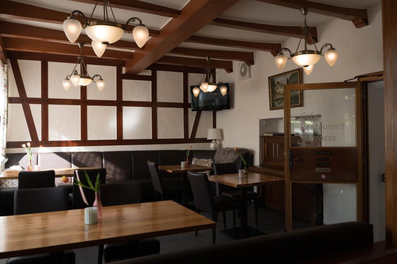 Hotel Haus Burg Metternich 바일슈타인 외부 사진